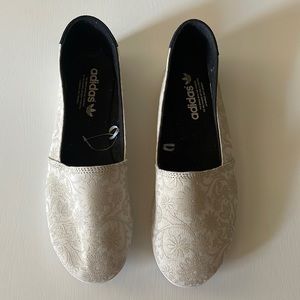 Adidas shoes size 10